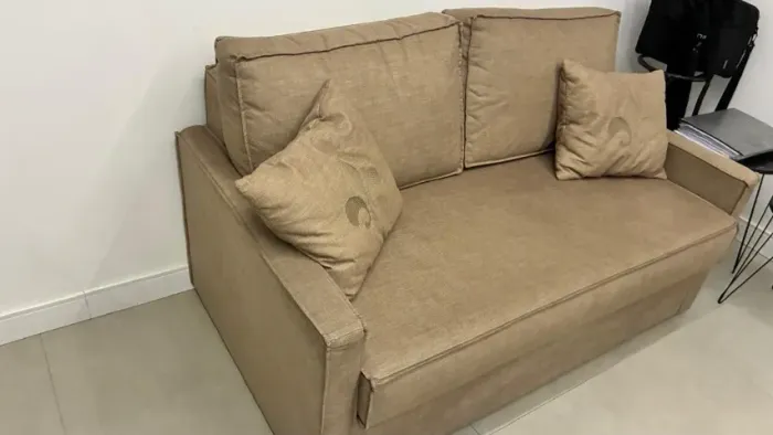 Sofa Cama 2 lugares marrom lindo