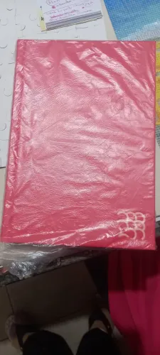 Livro coleção Intrínseca