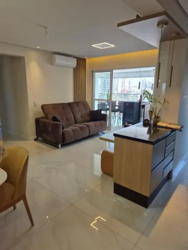 Imóvel para venda possui 117 metros quadrados com 3 quartos em Vila Assunção - Santo André
