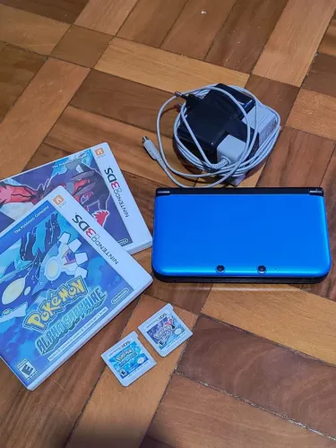 Nintendo 3DS XL + 2 Jogos