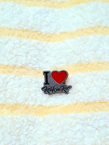Pin oficial Rock in Rio 2022