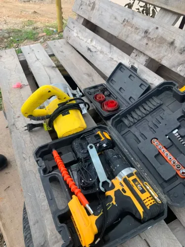Vendo kit de ferramentas