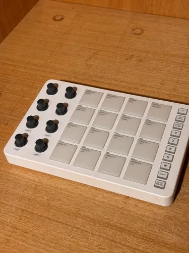 Controlador MIDI M-Vave SMC-PAD 16 Teclas Branco