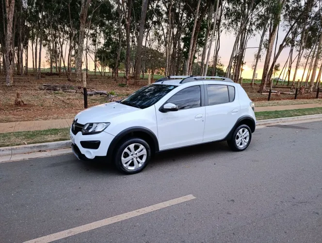 Renault Sandero Stepway Hi-power 1.6 8V 5P 2016
