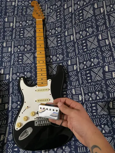 Guitarra SX canhoto
