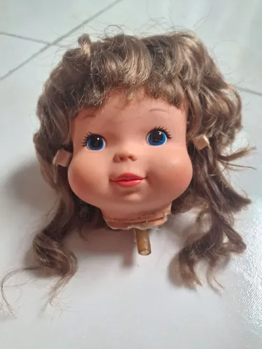 Cabeça da boneca Mechinha de 1980