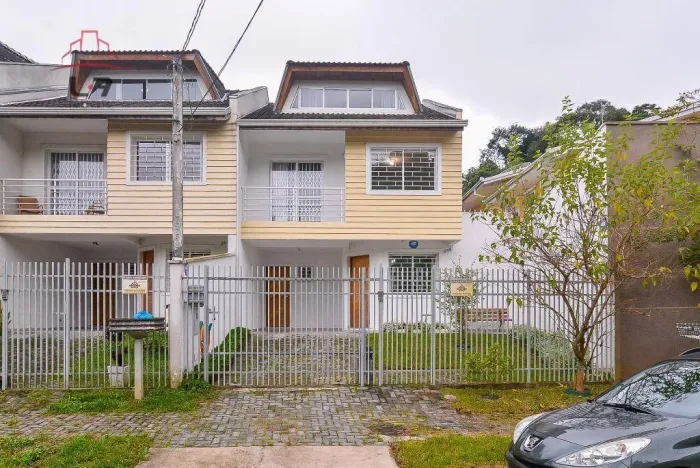 Sobrado com 3 quartos à venda, 170 m² por R$ 750.000 - Pilarzinho - Curitiba/PR