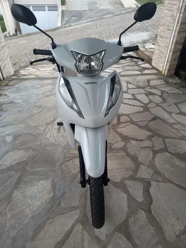 Biz 125 EX 2025