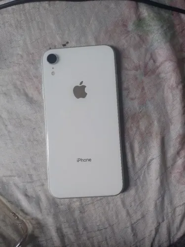 iPhone xr 64 gb