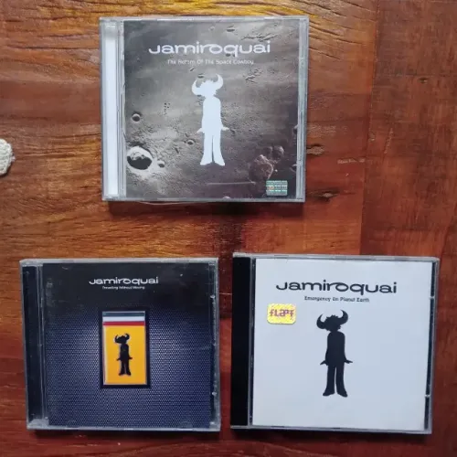 CDs Jamiroquai. Lote com 3 CDs.