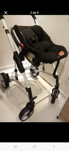 Carrinho de bebê + bebê conforto (modelo moises)