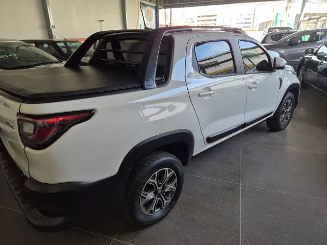 Fiat Strada Volcano 1.3 Flex 8V CD 2021
