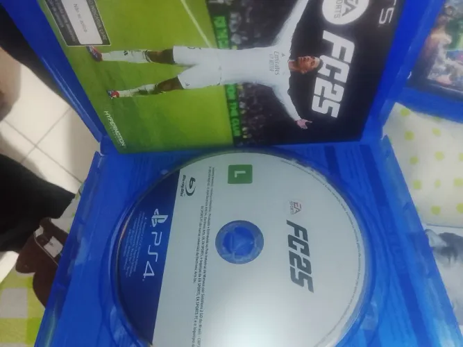 Lote de jogos PS4 ( FC 25, FC24,FIFA 21, LEGO MARVEL e outro)