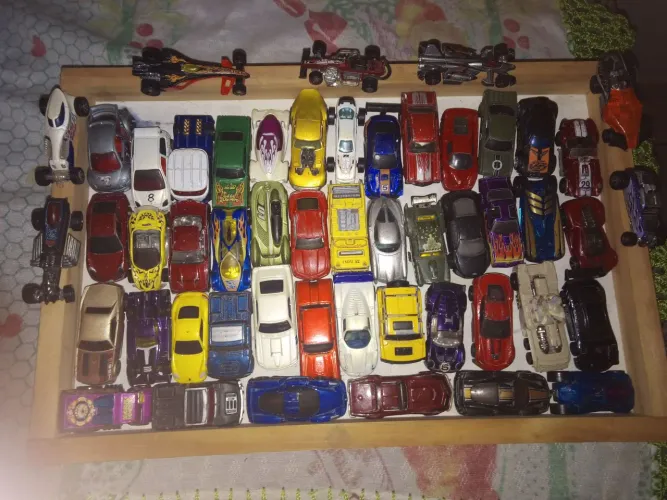Carrinhos da Hotwheels 