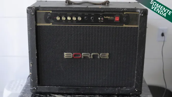 Amplificador Guitarra Borne Vorax 12100 Studio Preto 100w Cor Preto