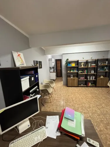 Sala Comercial no coração de Nilópolis