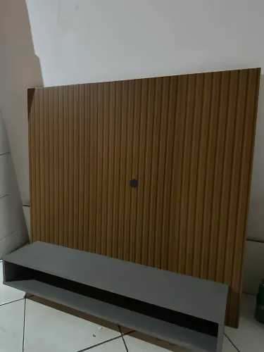 Painel televisão muito novo