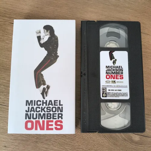 Fita VHS Michael Jackson Number Ones