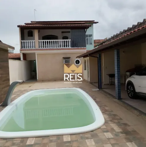 Casa com Piscina à Venda em Campo Grande