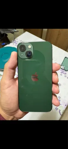 Vendo iPhone 13 único dono