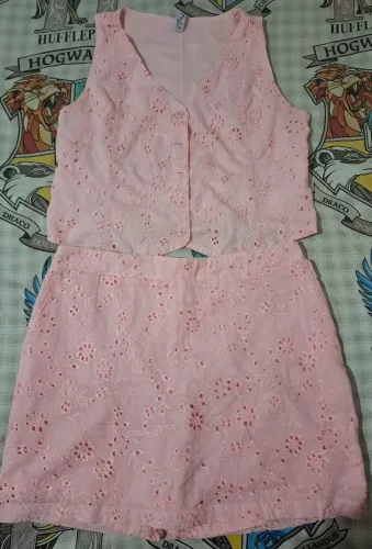 Conjunto Saia e Colete