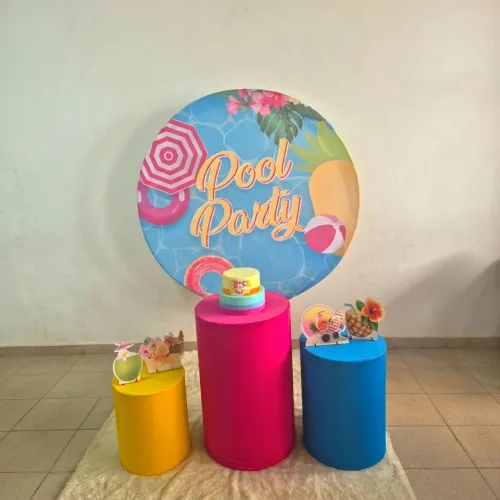 Vendo Kit Pegue e Monte Festa na Piscina