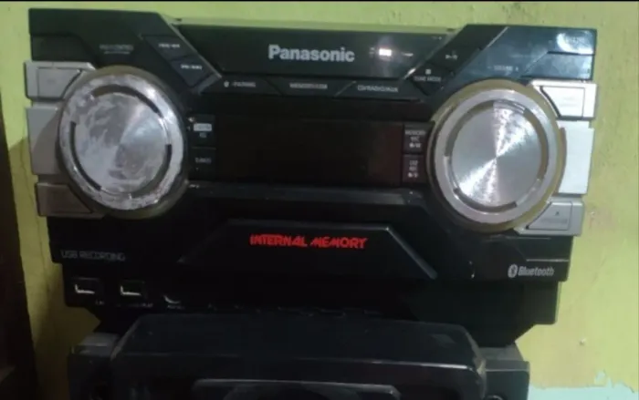 Son Panasonic 1800w conserva pegando tudo