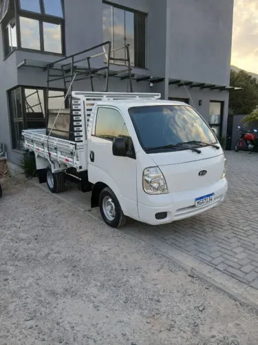 Kia Motors Bongo K-2700 2.7 4x2/4x4 Diesel 2008