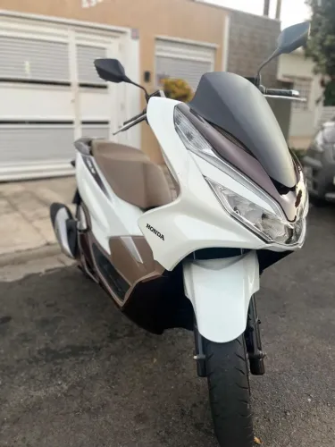 PCX DLX 2021 TOP