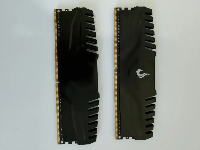 Memória ram Rise 16 Gb 2 slots 3200mhz