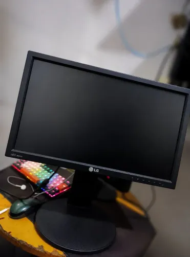 MONITOR LG