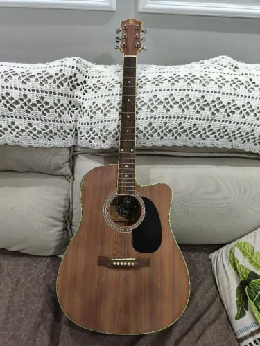 Violão Elétrico