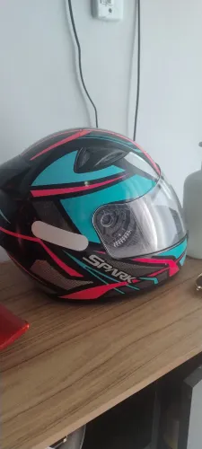 Vendo capacete novo