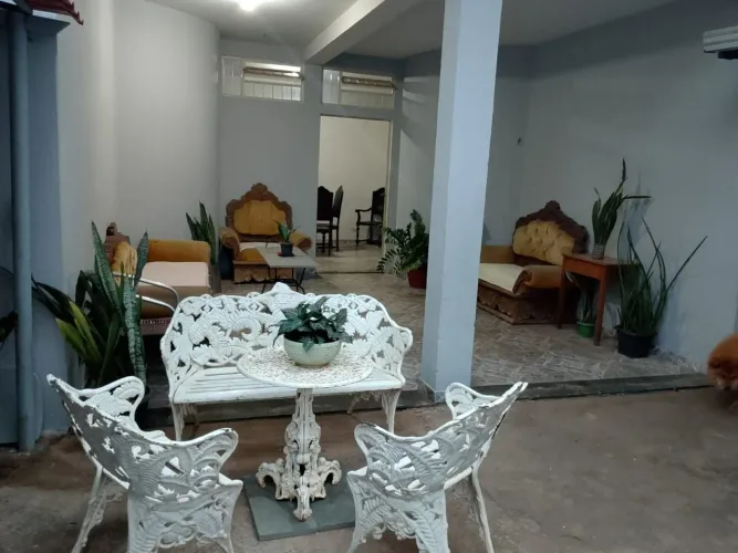 Quarto individual Diária 50,00 ou mensal 800,00, no Jardim Palmeiras.