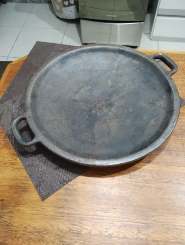 Tacho de ferro antigo