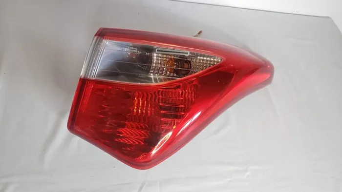 Lánterna Traseira Direita Hyundai HB 20 Reth Original 