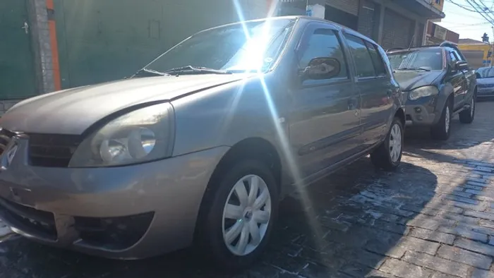 Sucata renaut clio authentique ano 2008 1.0 16v
