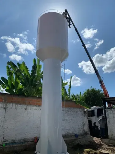 Caixa D?água Taça e Cilindricas