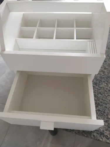 Organizador MDF para esmaltes com gaveta medidas 0,35x0,35cm
