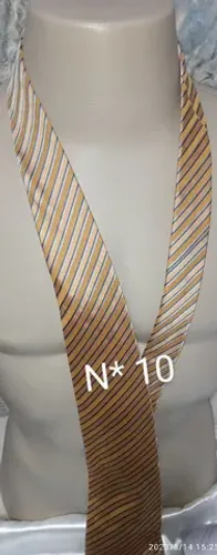 Gravatas De  qualidade, Várias cores ,com numeração  Tam M e G 