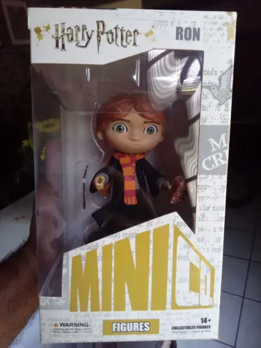 Figura Ron Weasley Mínimo da Iron Studios lacrado.