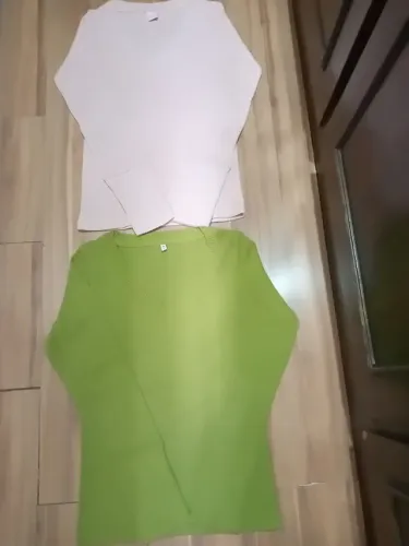 Vendo 2 blusas de manga comprida tamanho M