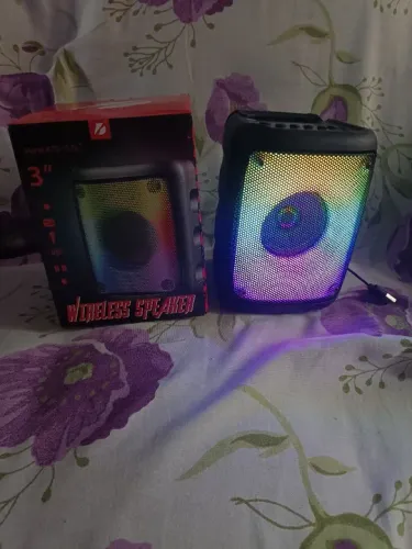 Caixa de Som Portátil Bluetooth 3 Polegadas com Luzes LED
