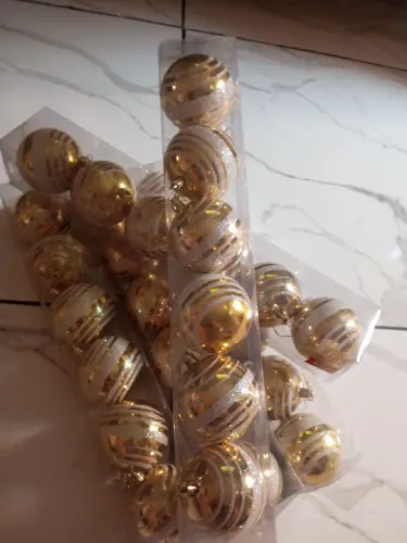 Bolas de Natal Douradas e Brancas - 