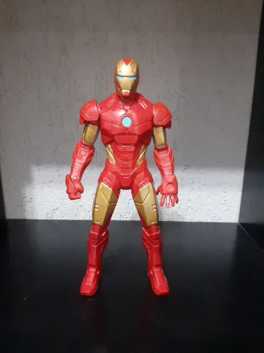 Boneco Homem de ferro original da Hasbro LEIA DESCRIÇÃO