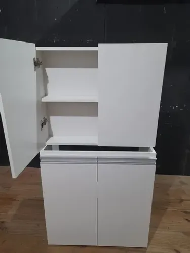 Vendo Armario de Banheiro NOVO com Móvel para espelho