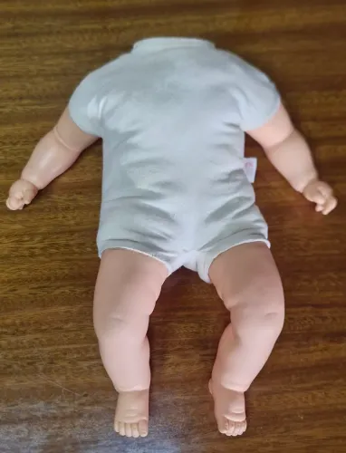 Boneca bebezinho anos 90 corpo reposição