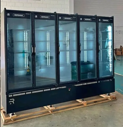 Expositor Auto Serviço 5 Portas Refrimate All Black R$ 12.600,00 Balcão Refrigerado NOVO