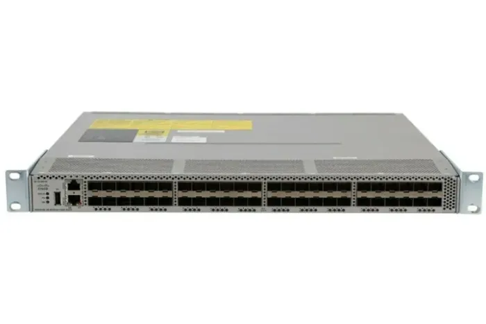 Switch multicamadas Cisco DS-C9148S-K9 de estrutura ativo 16G m