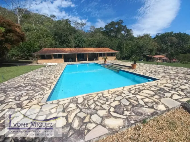 Sítio em Retiro das Palmeiras - Miguel Pereira, RJ